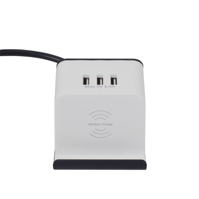 Conexão USB AC Universal Conexão USB AC Socket Mobiliário de escritório ABS Socket de mesa 3 Portas de saída USB 1,5m Cabo 10A/16A
