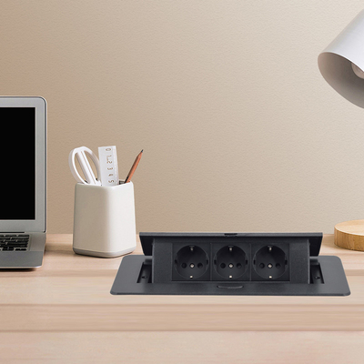 OEM/ODM EU Power Strip Extension Socket Tower 16A 3 Outlets IP44 para Reino Unido US CN para eletrônicos