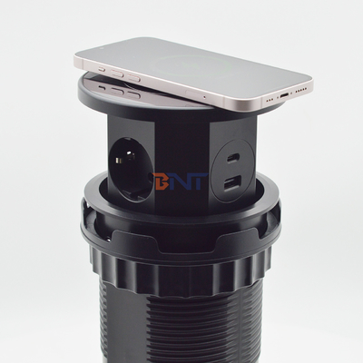 OEM/ODM Smart Pop-Up Power Outlet Alumínio Soquete de mesa com 3 tomadas AC & 2 portas USB Padrão IP44 para carregamento