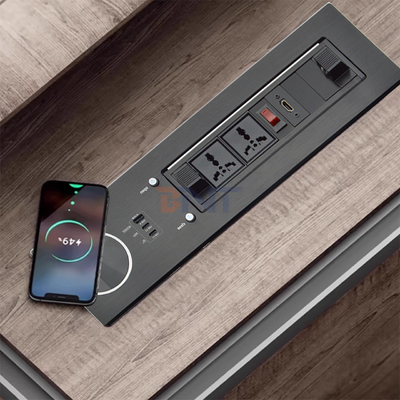 2 Soquete de mesa de carregamento rápido universal de 65W IP44 Nível 10A Corrente nominal 2 tomadas AC Estandarte da UE de tomada para uso de escritório