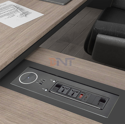 2 Soquete de mesa de carregamento rápido universal de 65W IP44 Nível 10A Corrente nominal 2 tomadas AC Estandarte da UE de tomada para uso de escritório
