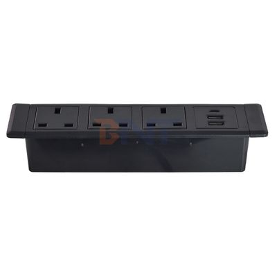 3UK Outlets Desktop Soquetes de alimentação multifuncionais com Soquete Elétrico 3AC e Soquetes de Carregamento 2*USB A+1*USB C