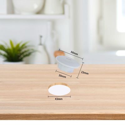Soquete de alimentação de mesa montada em plástico com portas de carregamento USB A + C