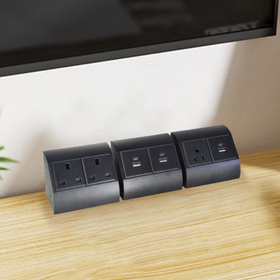 Corredor de escritório e escritório doméstico UK Socket com 2 tomadas para vários dispositivos