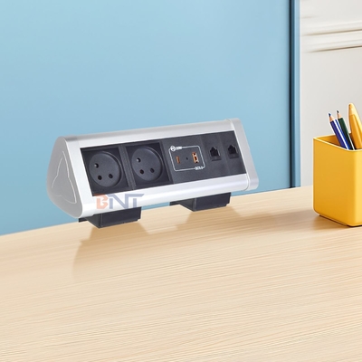 Desenho de clip adesivo Prenda de escritório Soquete de alimentação com 2 tomadas AC IS USB A + C PD 20W Carregamento rápido