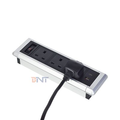 Tomadas de energia multifuncionais para desktop com 3 tomadas elétricas AC embutidas e tomadas de carregamento USB A+USB C