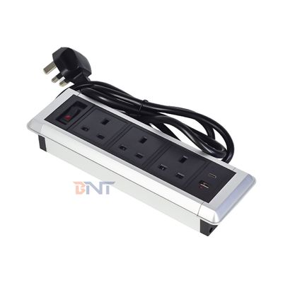 Tomadas de energia multifuncionais para desktop com 3 tomadas elétricas AC embutidas e tomadas de carregamento USB A+USB C