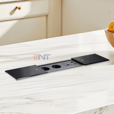 Double Silp Open Euro Tabletop Electric Power Socket Slip-Open 2 tomadas AC & USB A + C IP44 para uso de escritório