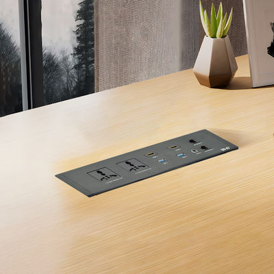 Tomada de energia multifuncional embutida para desktop Opções de plugue universal com portas USB duplas nível IP44