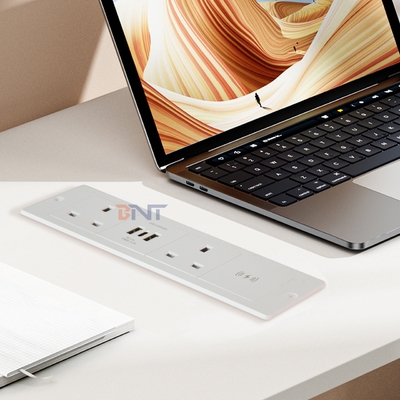Soquetes de alimentação multifuncionais de escritório com soquete elétrico 2AC e soquetes de carregamento USB A + C